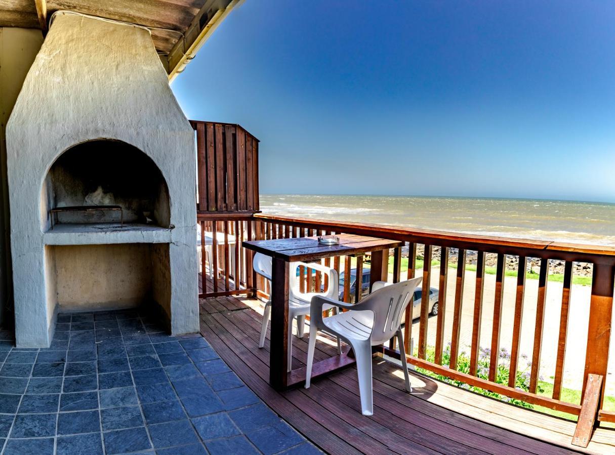 Mitford-On-Sea Aparthotel Morgan's Bay Exterior photo