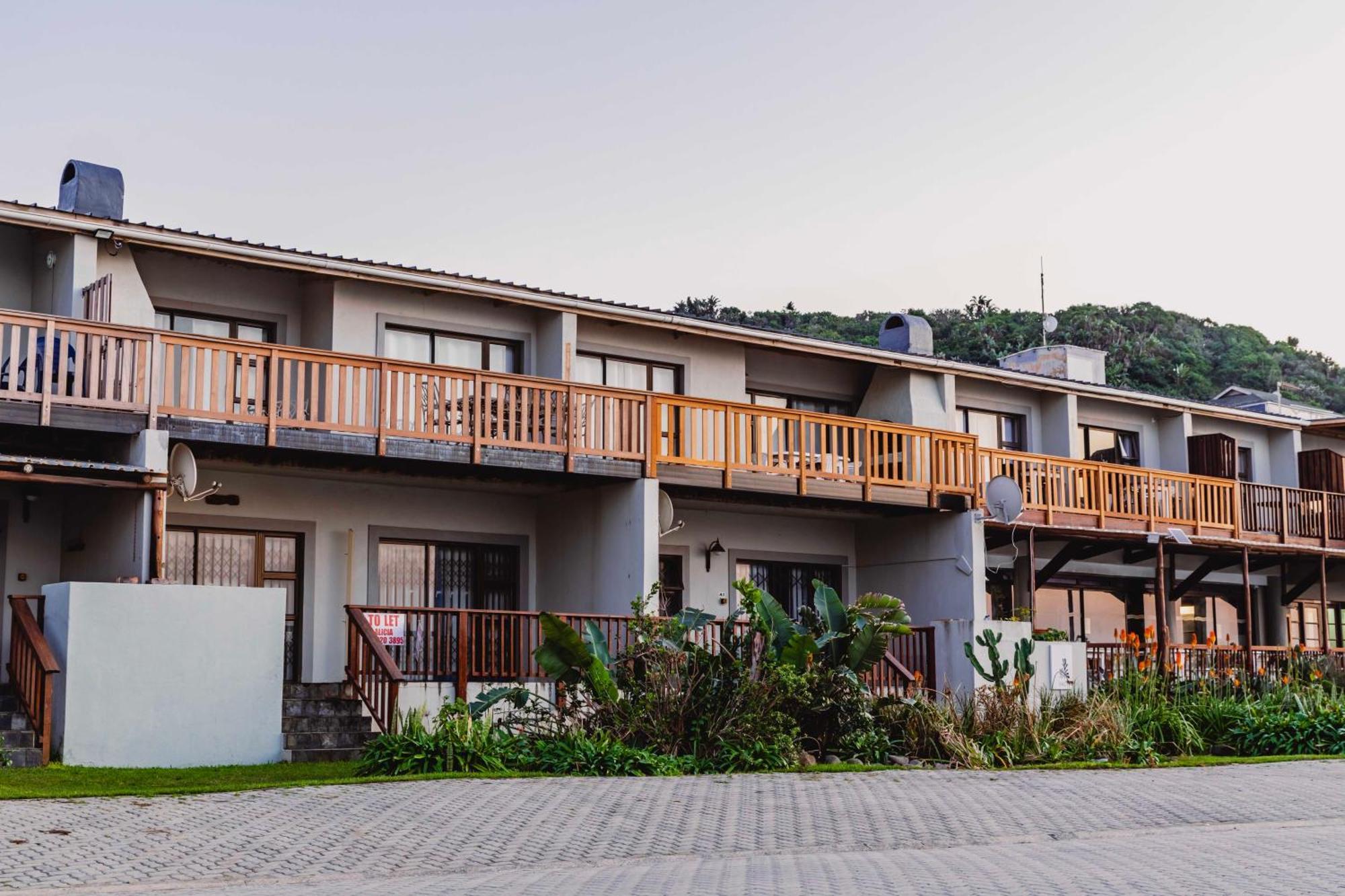 Mitford-On-Sea Aparthotel Morgan's Bay Exterior photo